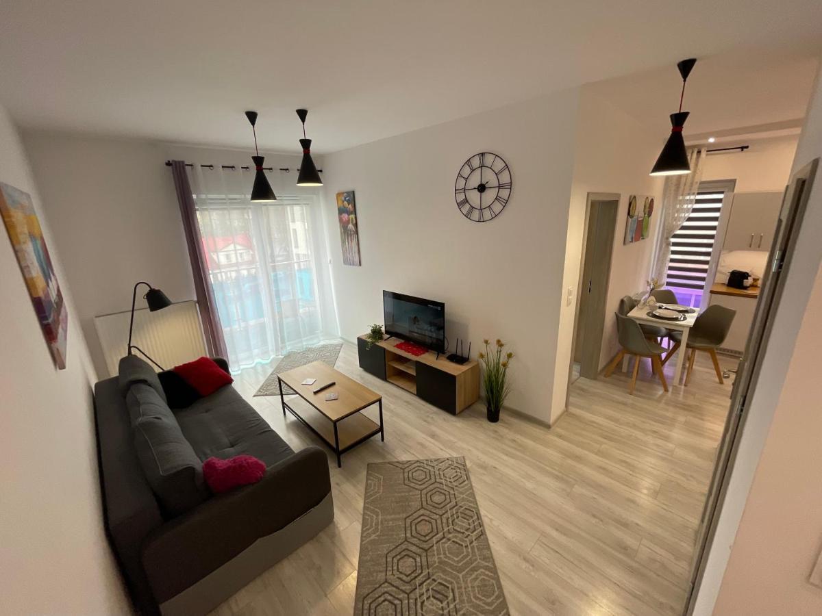 Apartament Nowoczesny Komfortowy Kustronia Z Garazem Balkonem Wanna Bielsko-Biala Exterior foto